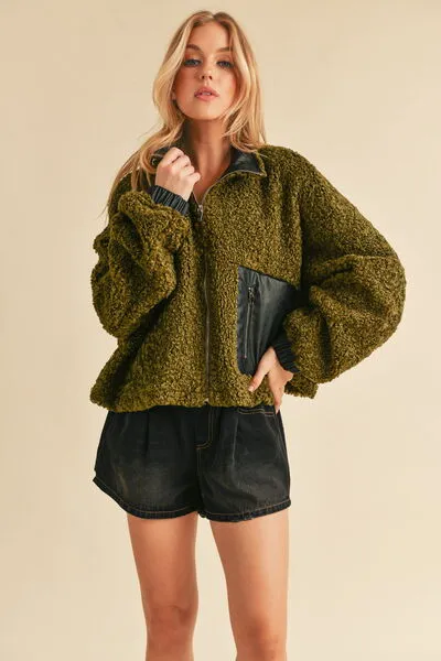 Collared Neck Zip Up Sherpa Jacket
