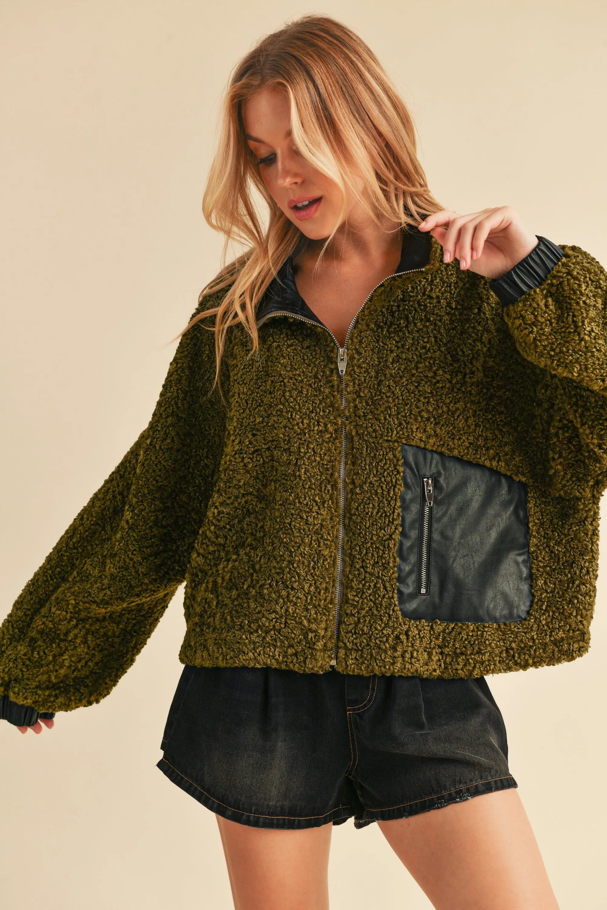 Collared Neck Zip Up Sherpa Jacket