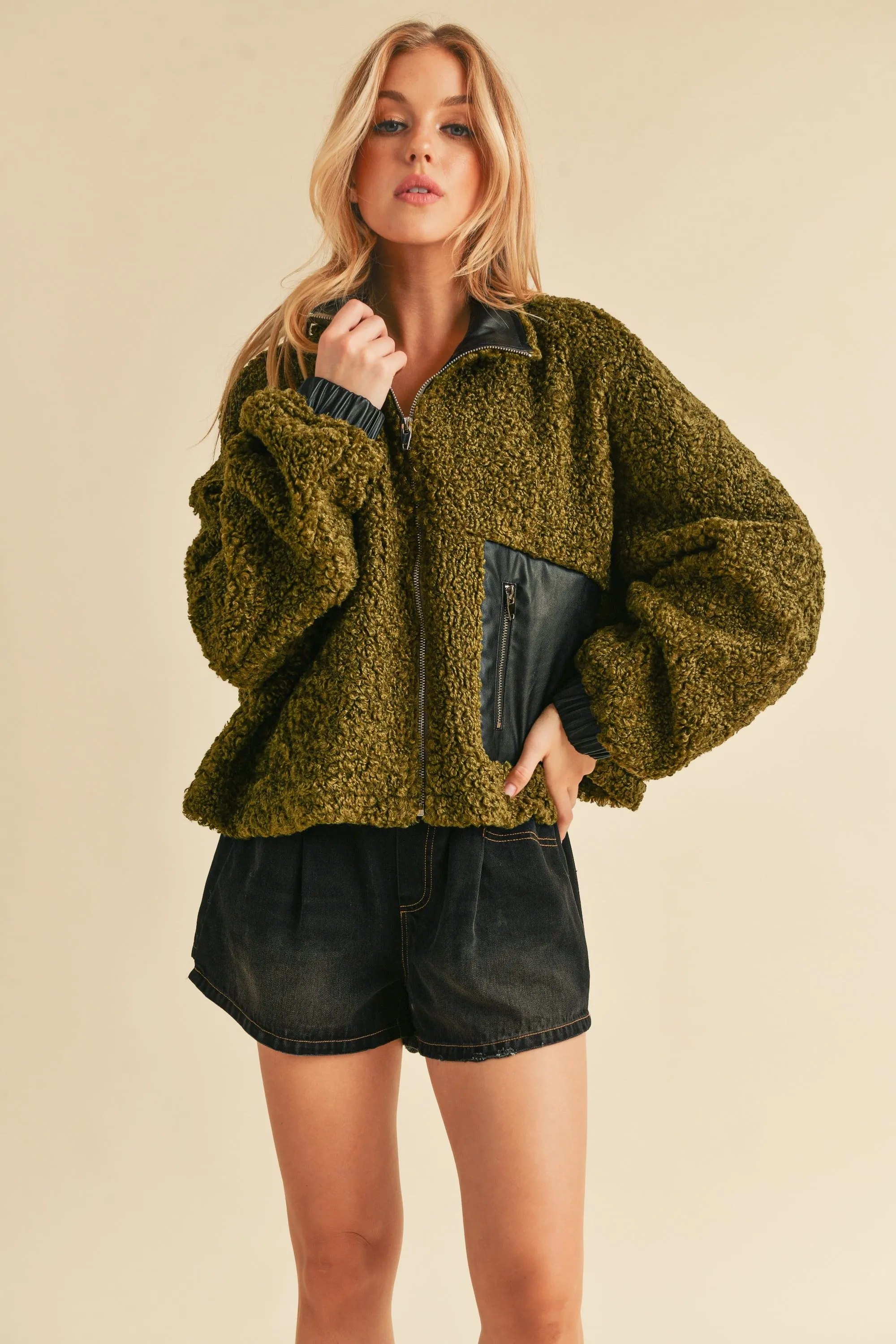 Collared Neck Zip Up Sherpa Jacket